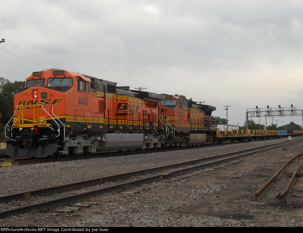 BNSF 4490 East